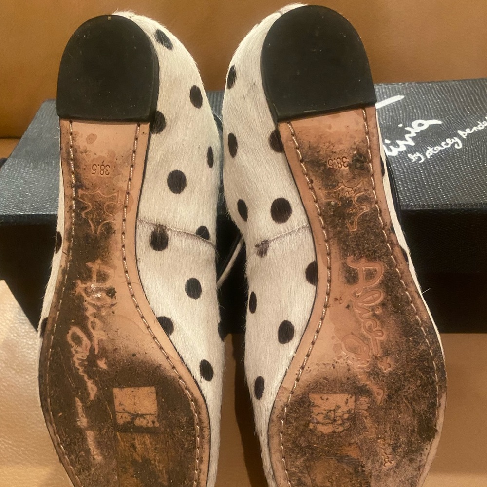 Alice & Olivia polka dot calf hair ballet flats with ankle strap. Size 8 1/2 - Picture 7 of 11